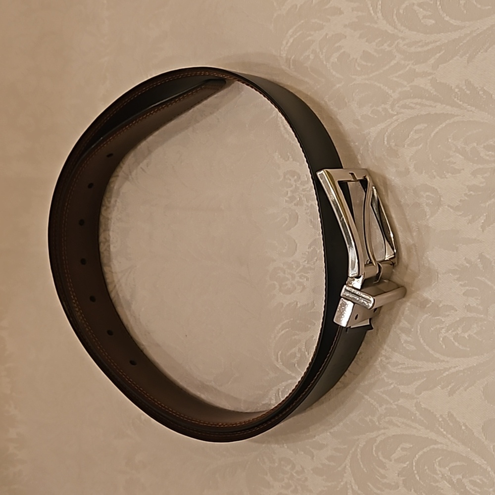 CHAPS Mens Reversible belt